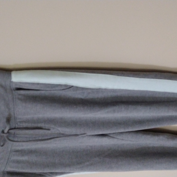 VS PINK Joggers - Picture 3 of 7